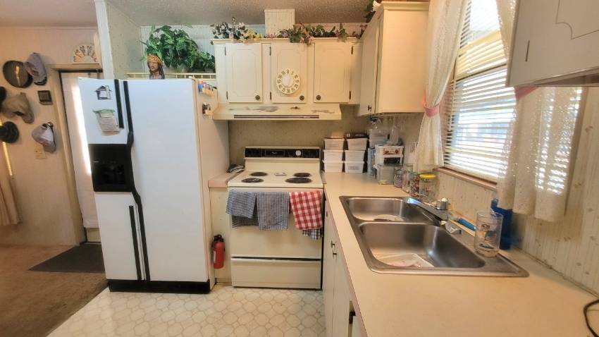 2031 Oriole Lane a Lake Wales, FL Mobile or Manufactured Home for Sale